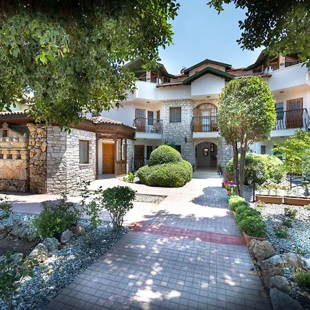 Sahin Apartahotel 4*