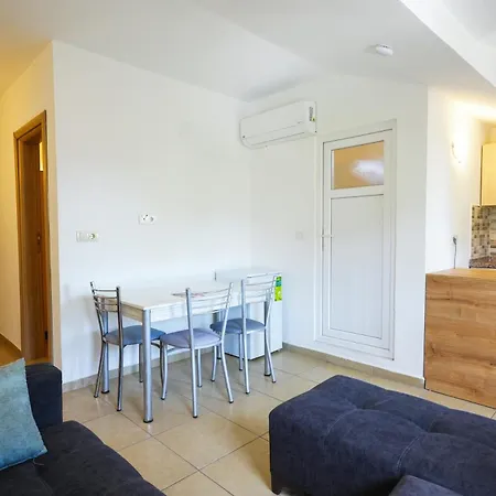 Sahin Apartmanhotel 4*